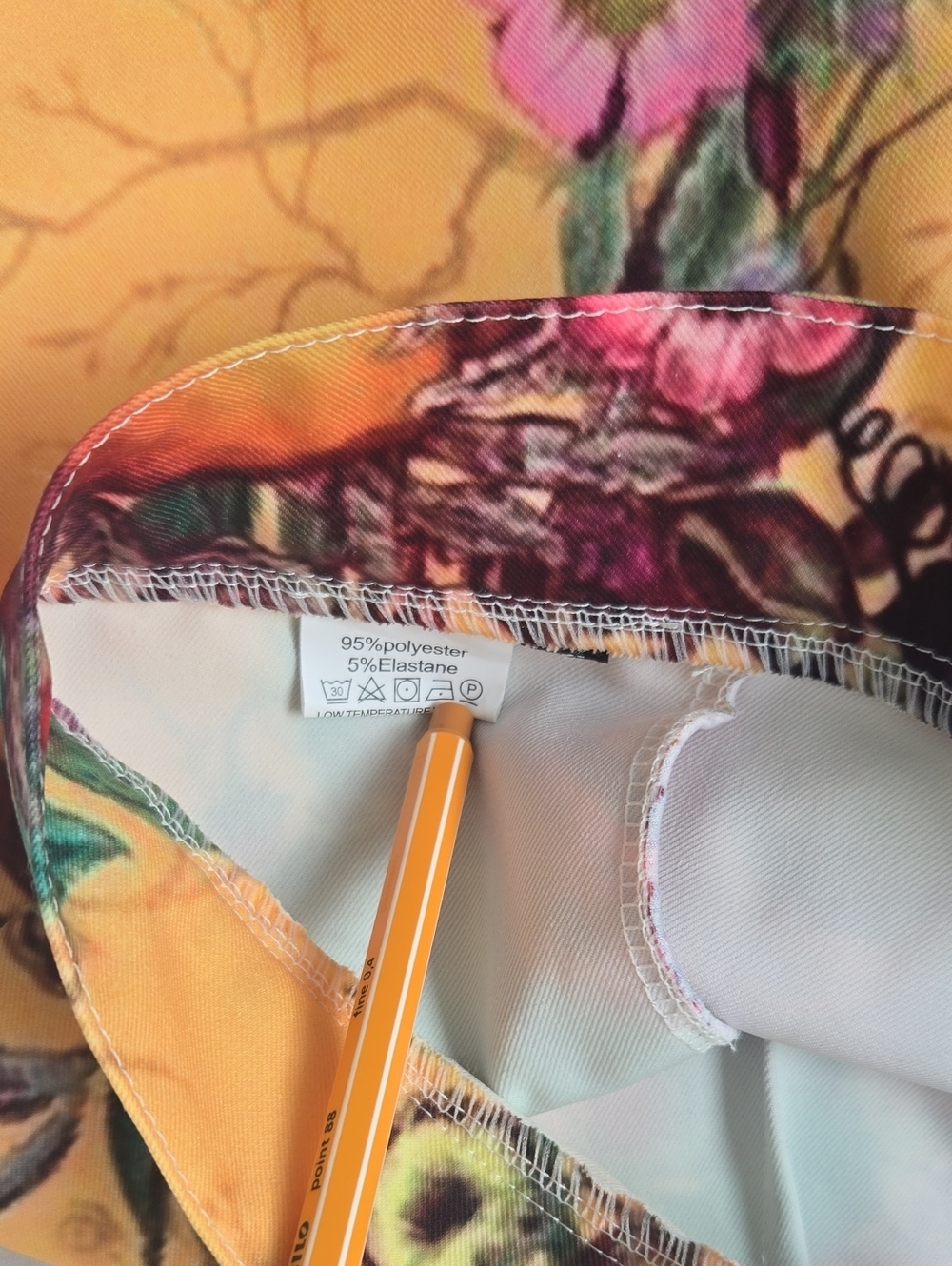 Men's Yellow Pants With Much Flowers/Foliage Front/Back Beautiful Multi Colors - Picture 2 of 13